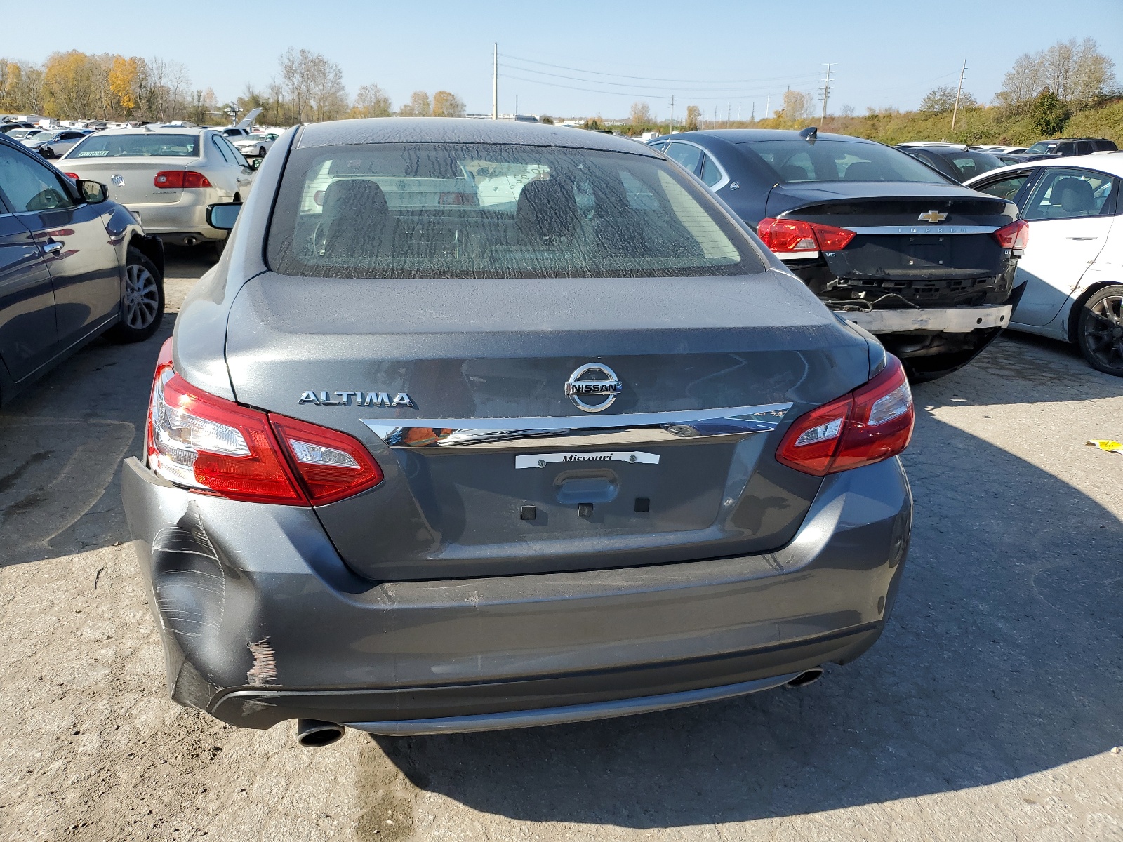 2017 Nissan Altima 2.5 vin: 1N4AL3AP1HN311465