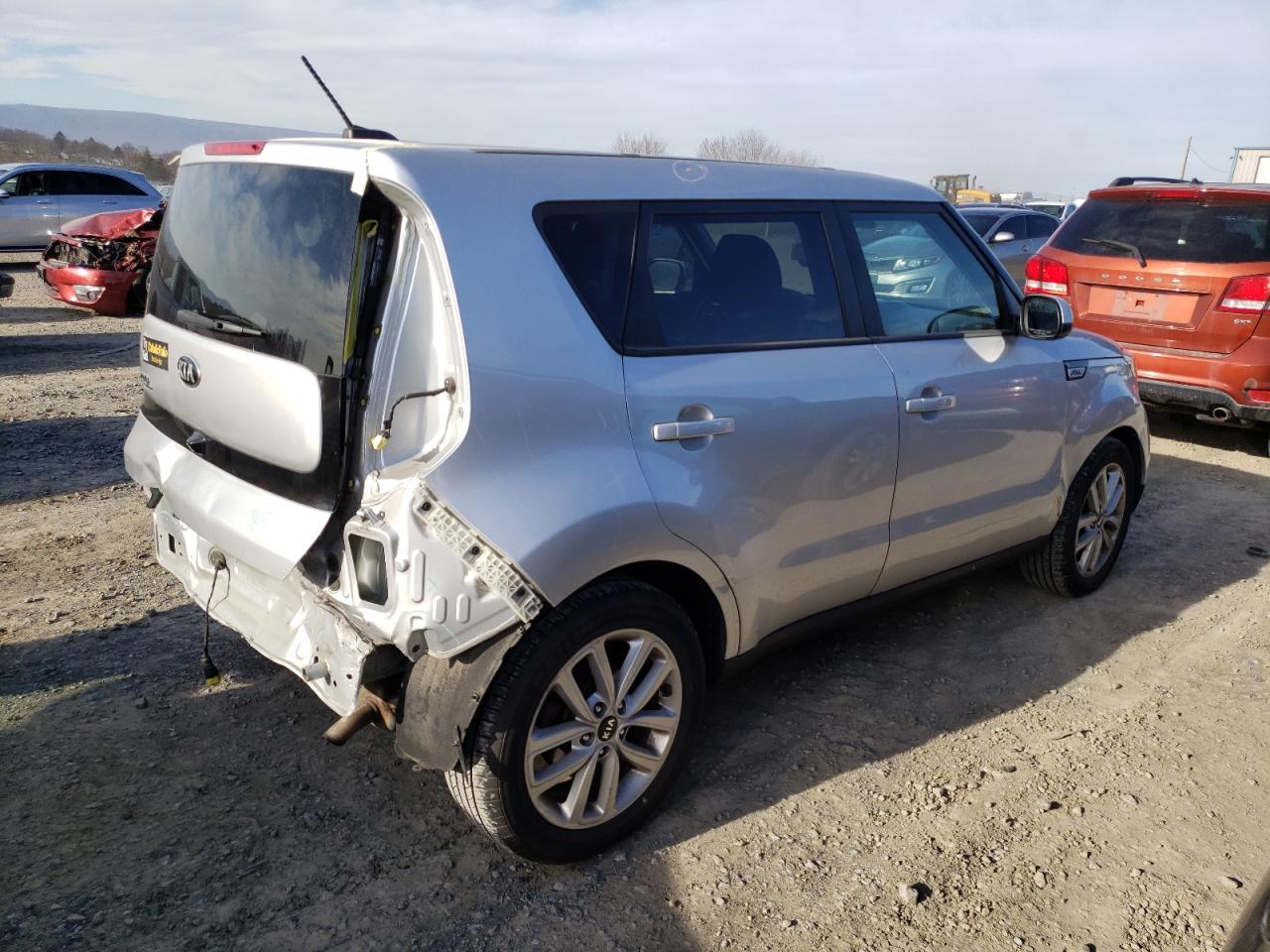 KNDJP3A52K7682269 2019 Kia Soul +