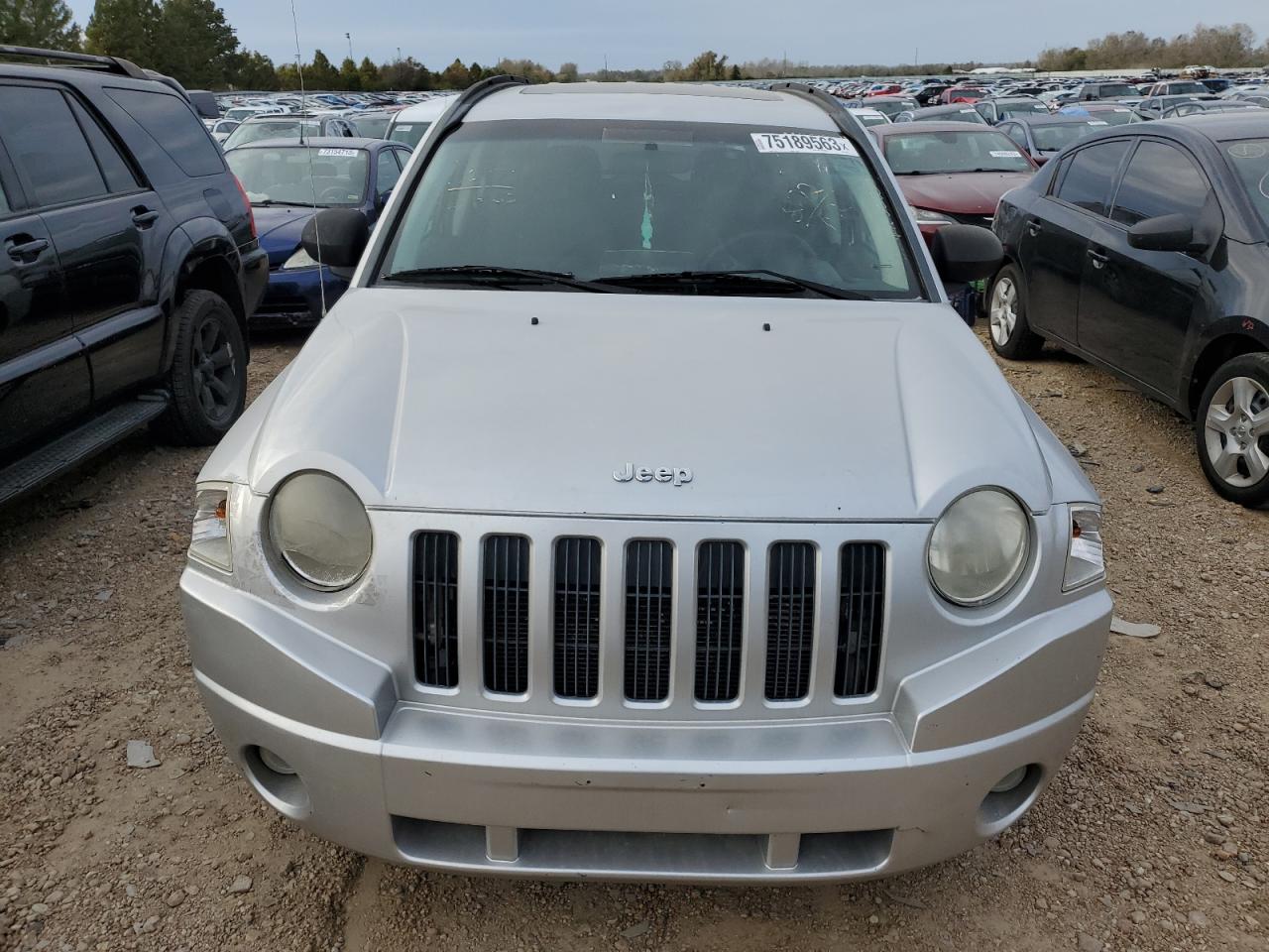 2008 Jeep Compass Sport VIN: 1J8FF47W58D514594 Lot: 75189563