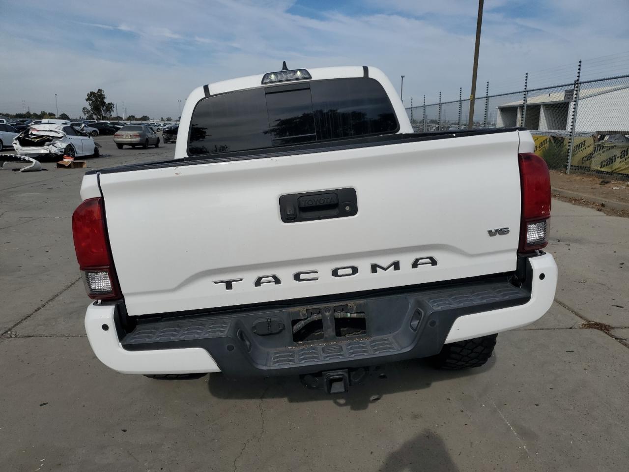 2019 Toyota Tacoma Double Cab VIN: 3TMCZ5AN9KM203267 Lot: 74383793