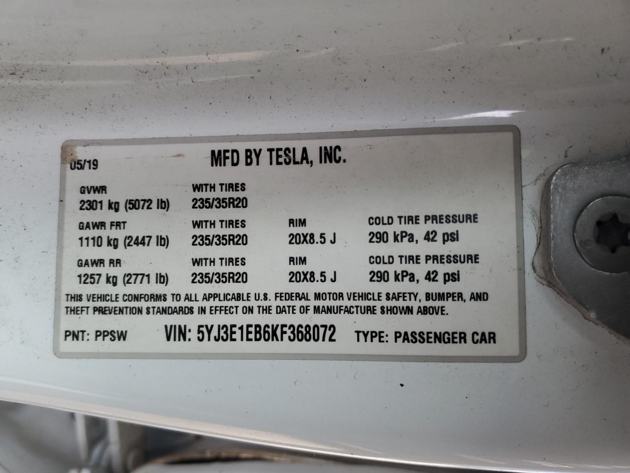 5YJ3E1EB6KF368072 2019 Tesla Model 3