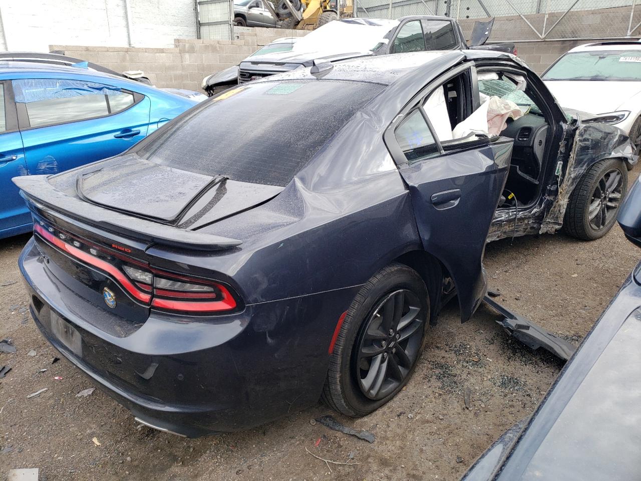 VIN 2C3CDXJGXKH542327 2019 DODGE CHARGER no.3