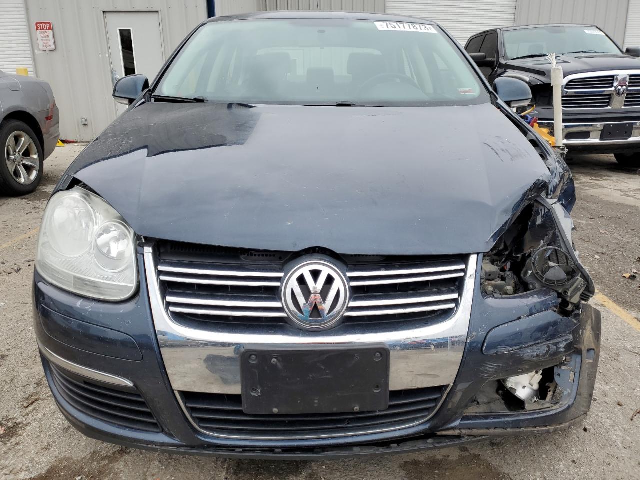 2010 Volkswagen Jetta Limited VIN: 3VWAZ7AJXAM112603 Lot: 75177873