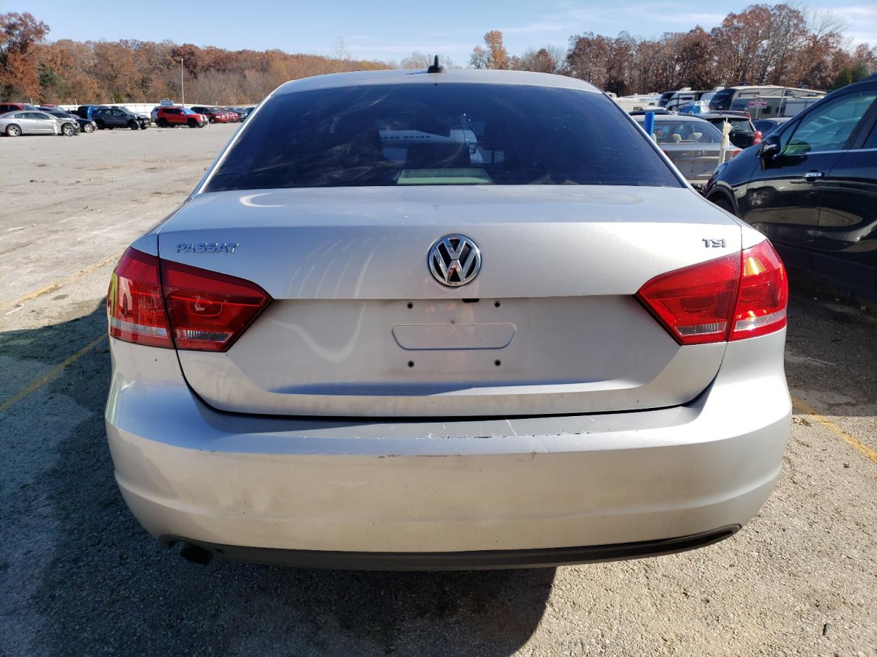 2015 Volkswagen Passat S VIN: 1VWAT7A34FC073485 Lot: 75869273