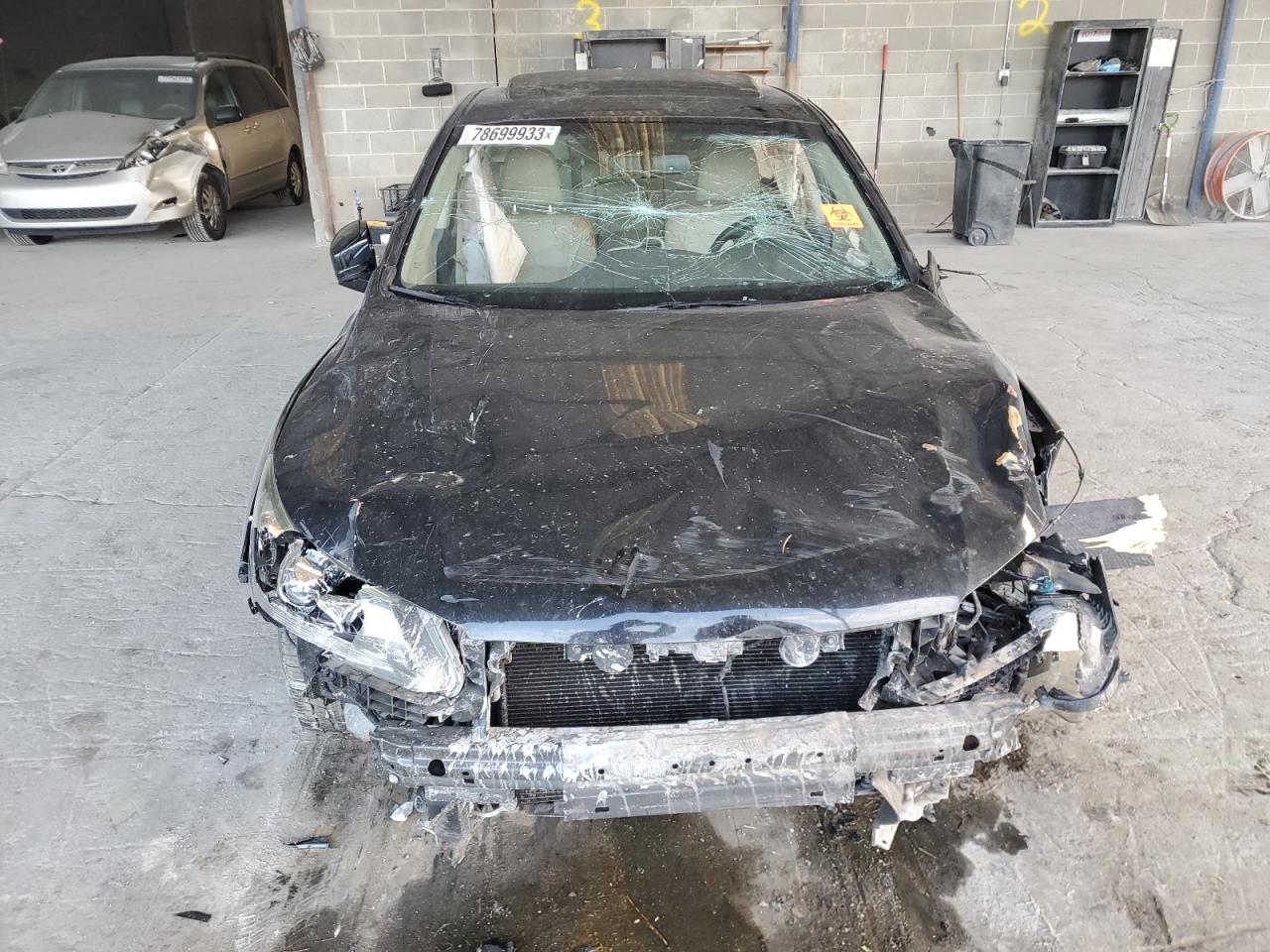 1HGCR3F81FA001812 2015 Honda Accord Exl