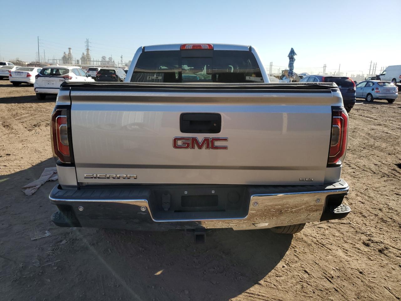 2018 GMC Sierra K1500 Slt VIN: 3GTU2NEC1JG137599 Lot: 75127113