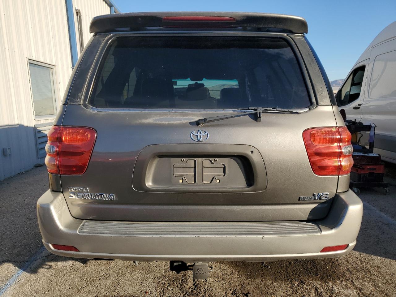 5TDZT34A54S220868 2004 Toyota Sequoia Sr5