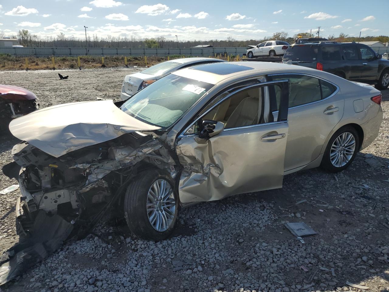 2013 Lexus ES - Image 1