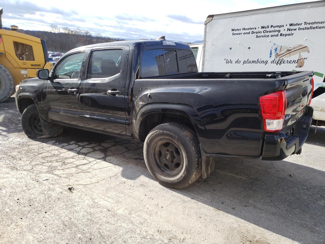 2017 Toyota Tacoma Double Cab VIN: 5TFCZ5AN5HX068257 Lot: 76890123