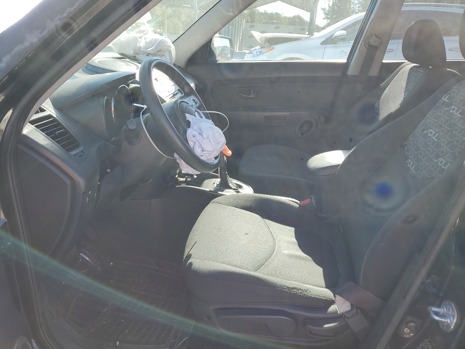 KNDJT2A22B7316159 2011 Kia Soul +