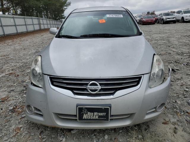 Sedans NISSAN ALTIMA 2012 Srebrny