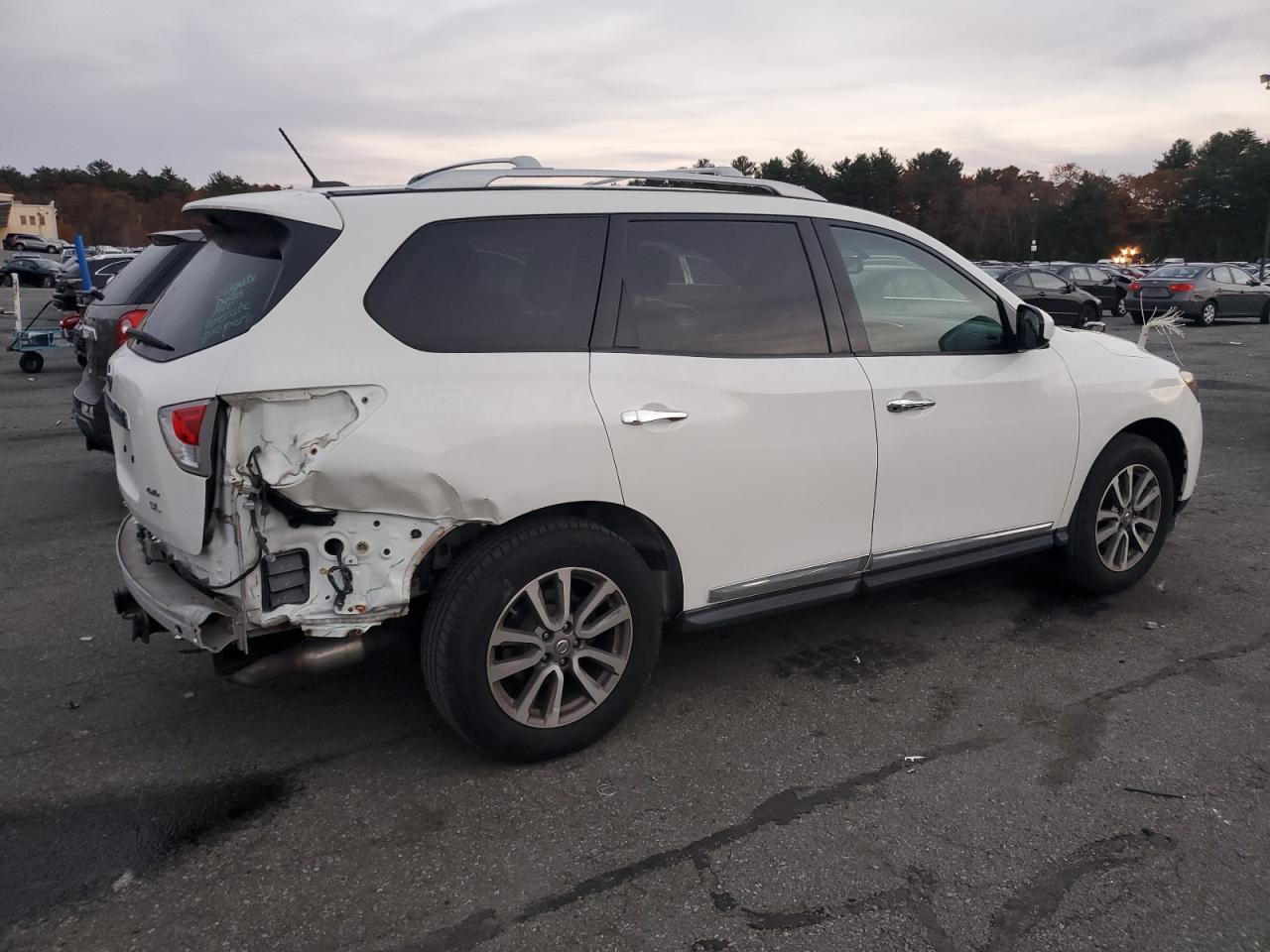 2015 Nissan Pathfinder S VIN: 5N1AR2MM6FC647637 Lot: 76594813