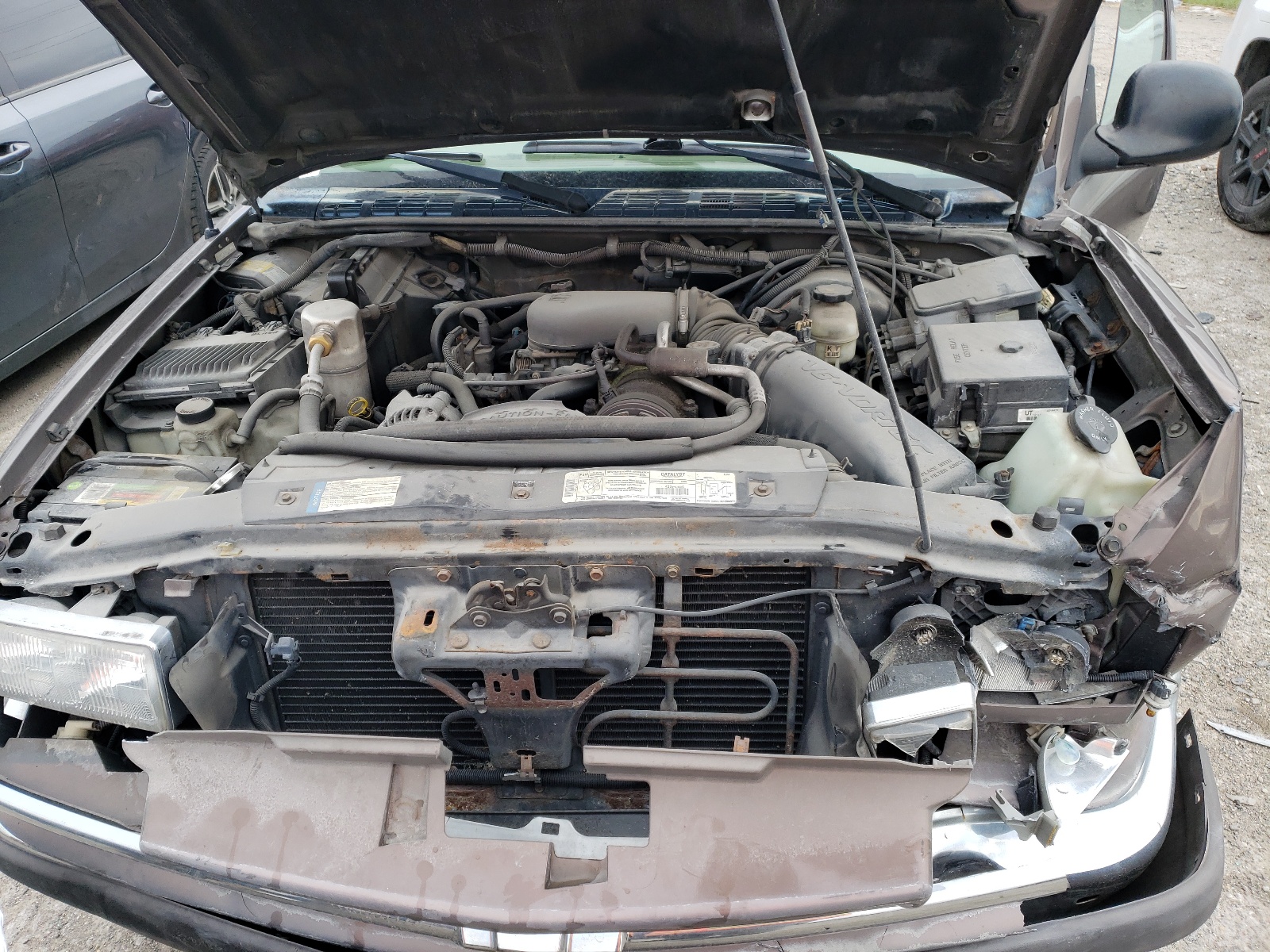 1GNDT13W1W2214160 1998 Chevrolet Blazer