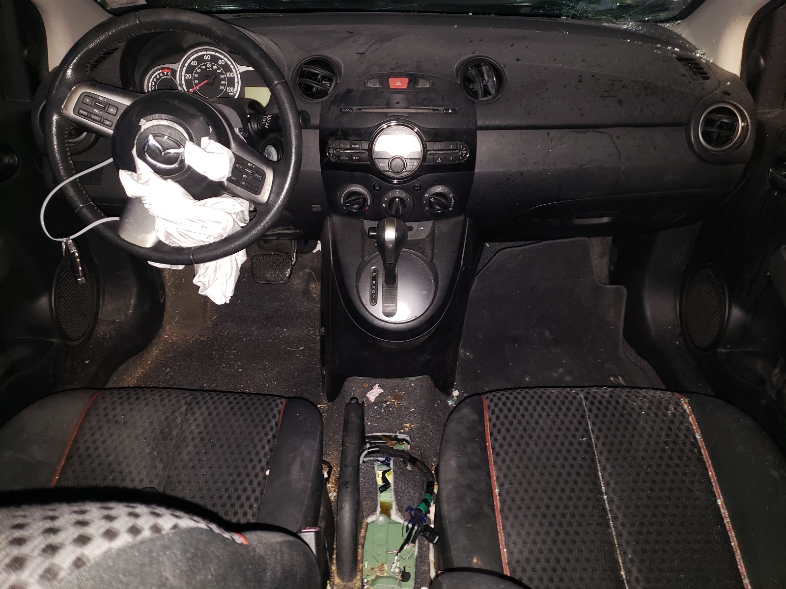 JM1DE1LY7D0160179 2013 Mazda Mazda2