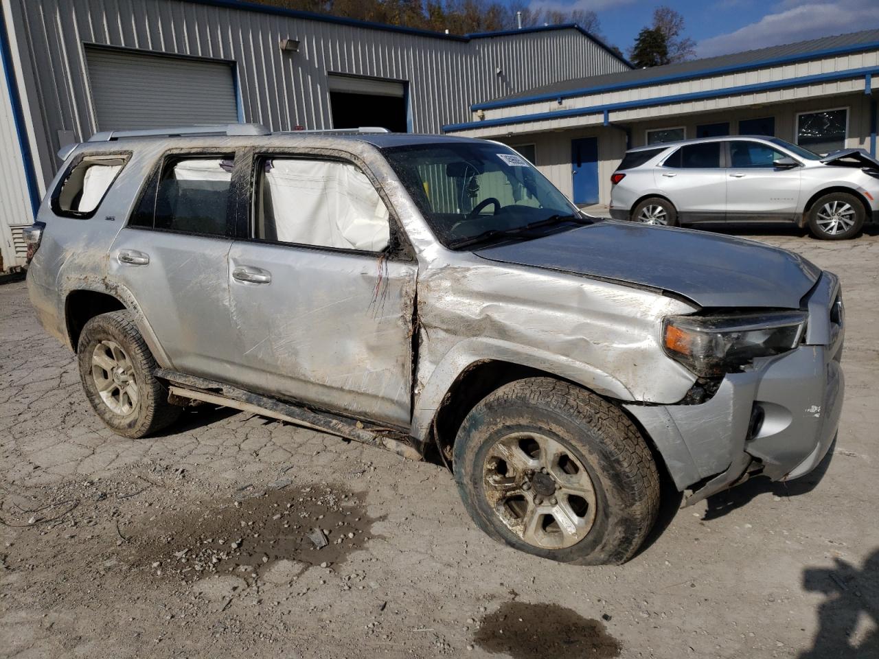 2018 Toyota 4Runner Sr5/Sr5 Premium VIN: JTEBU5JR2J5556642 Lot: 74596893