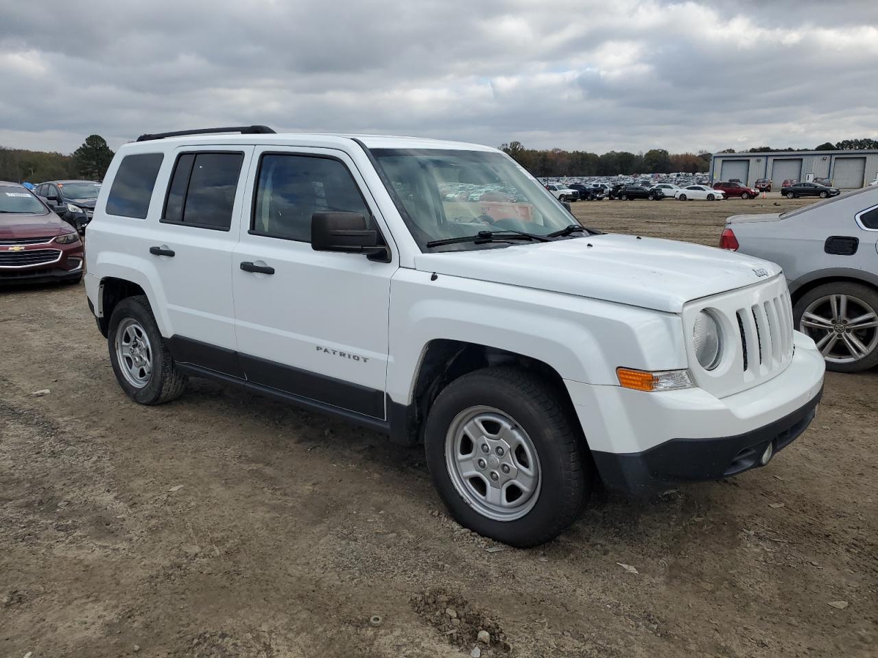 VIN 1C4NJPBB1ED916986 2014 JEEP PATRIOT no.4