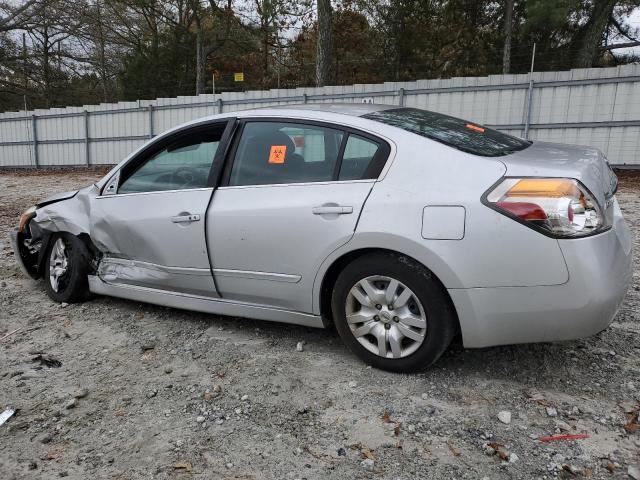 Sedans NISSAN ALTIMA 2012 Srebrny