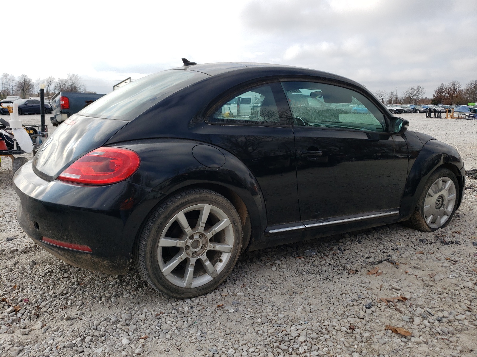 2012 Volkswagen Beetle vin: 3VWJP7AT6CM662312