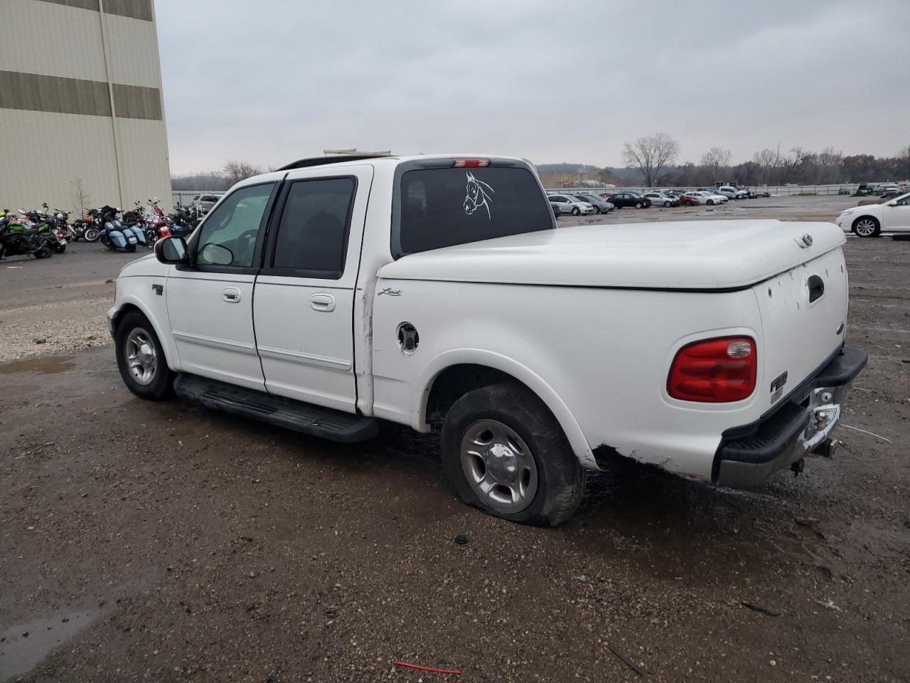 2001 Ford F-150 - Image 2