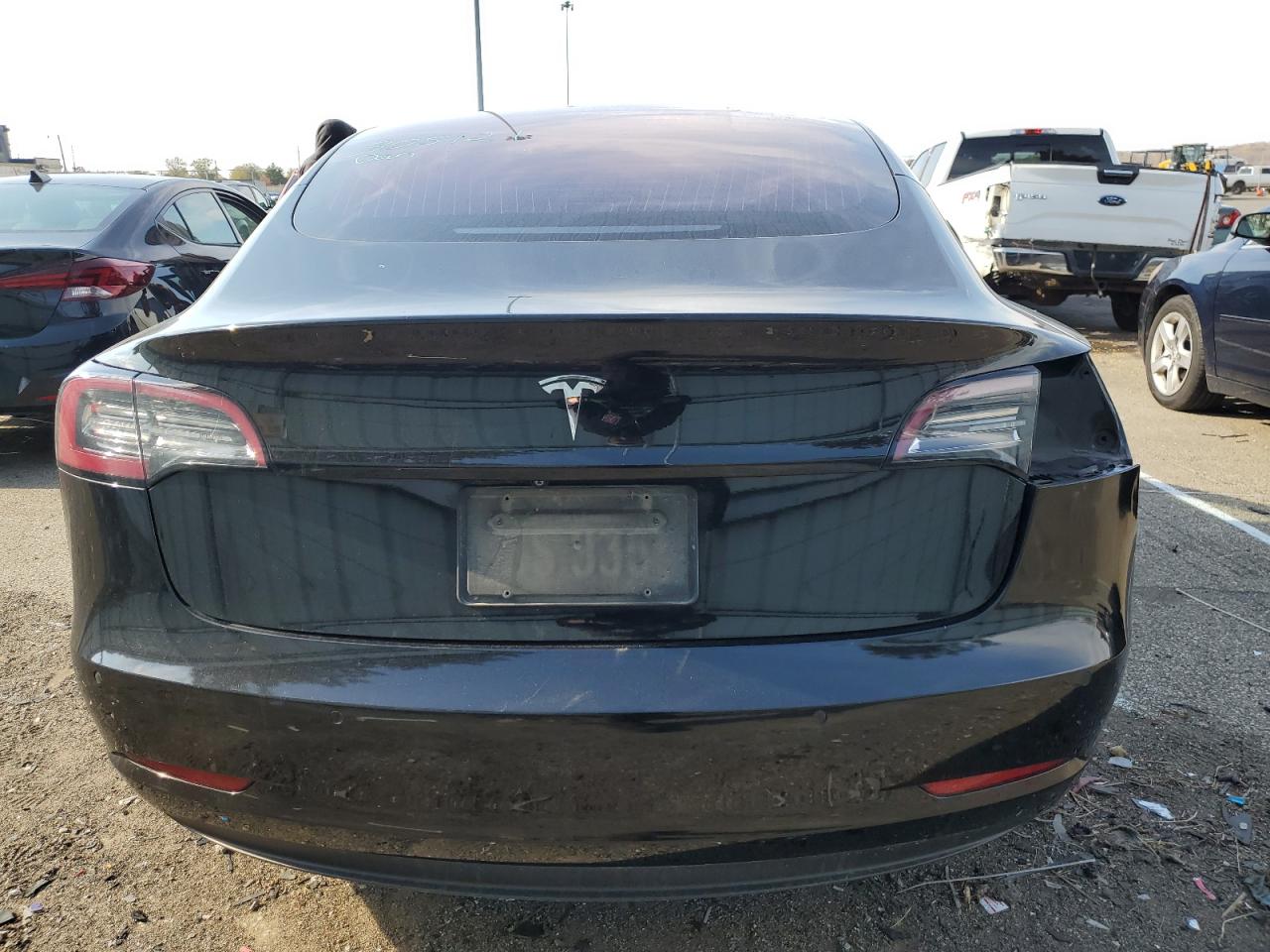 2019 Tesla Model 3 VIN: 5YJ3E1EA9KF305121 Lot: 74075613
