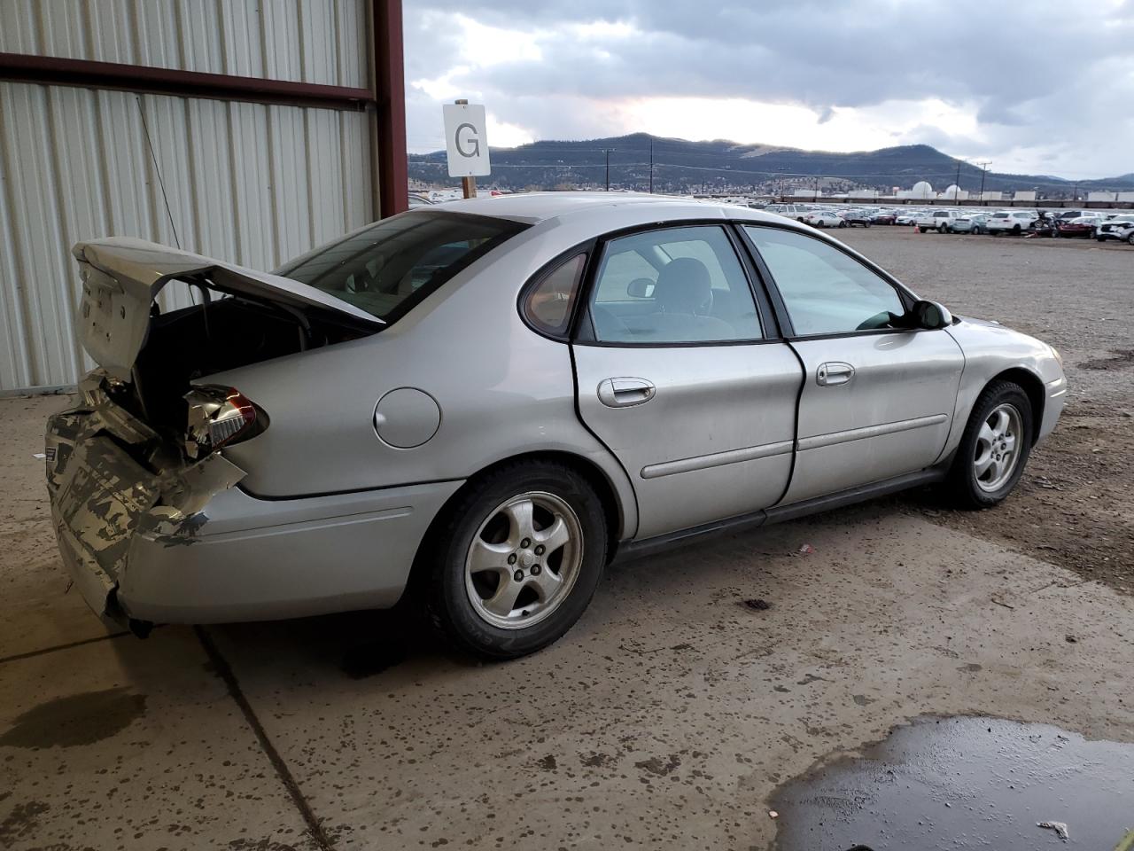 2005 Ford Taurus Se VIN: 1FAFP53U95A275584 Lot: 78937283