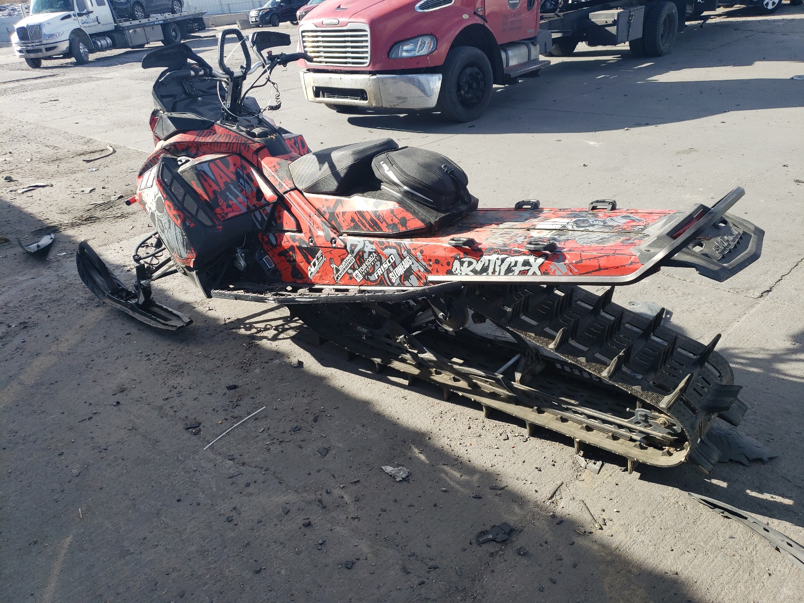 2BPSCEHDX8V000519 2018 Ski Snowmobile