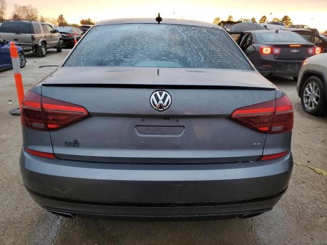  VOLKSWAGEN PASSAT 2018 Угольный