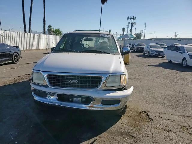 1998 Ford Expedition VIN: 1FMRU1762WLB97428 Lot: 74829103