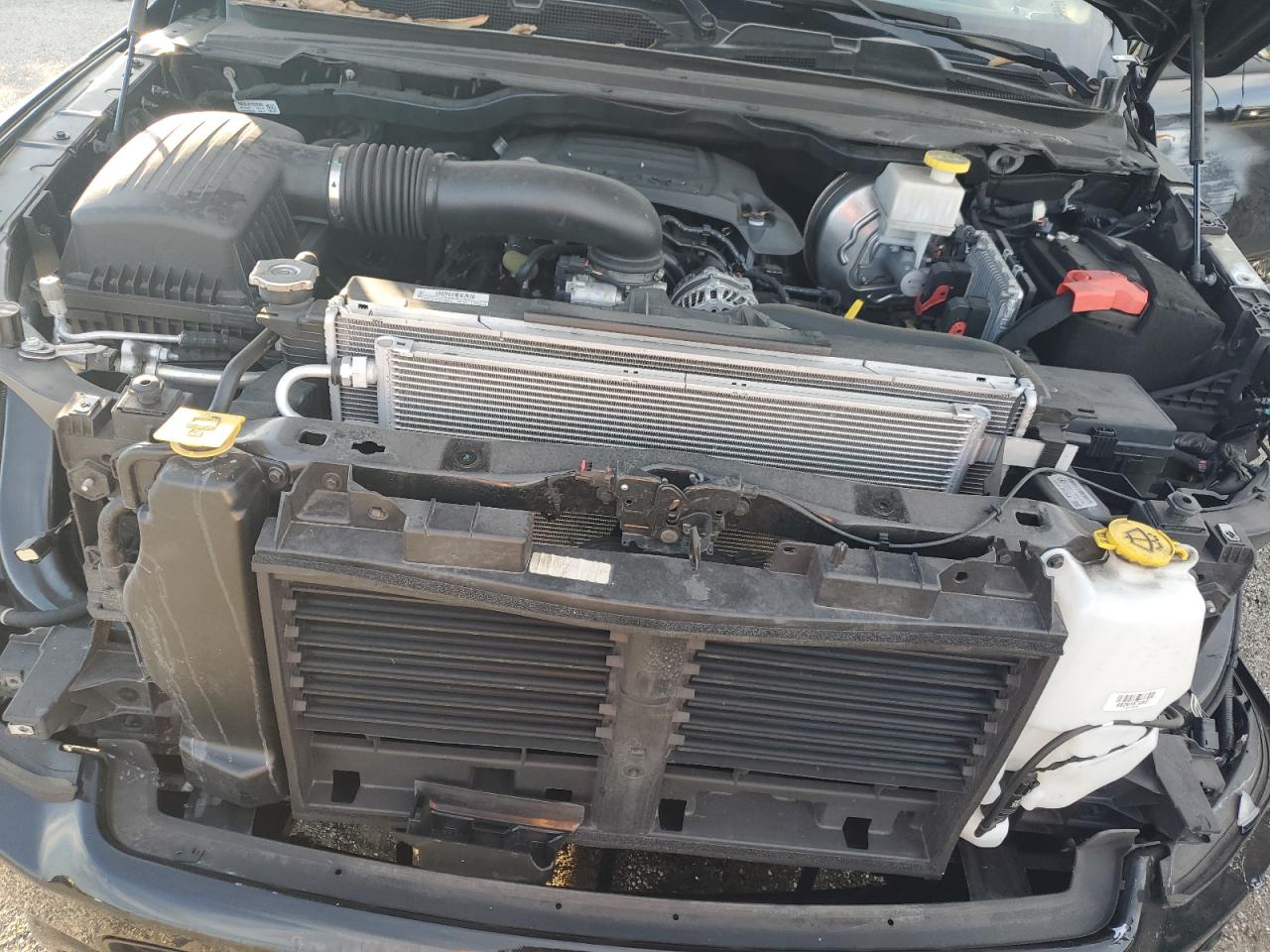 2022 RAM 1500 - Image 11