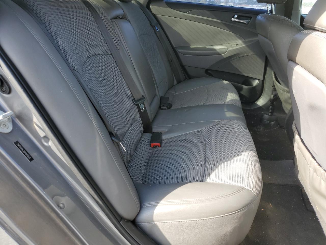 2013 Hyundai Sonata Se VIN: 5NPEC4AC1DH807049 Lot: 75951903