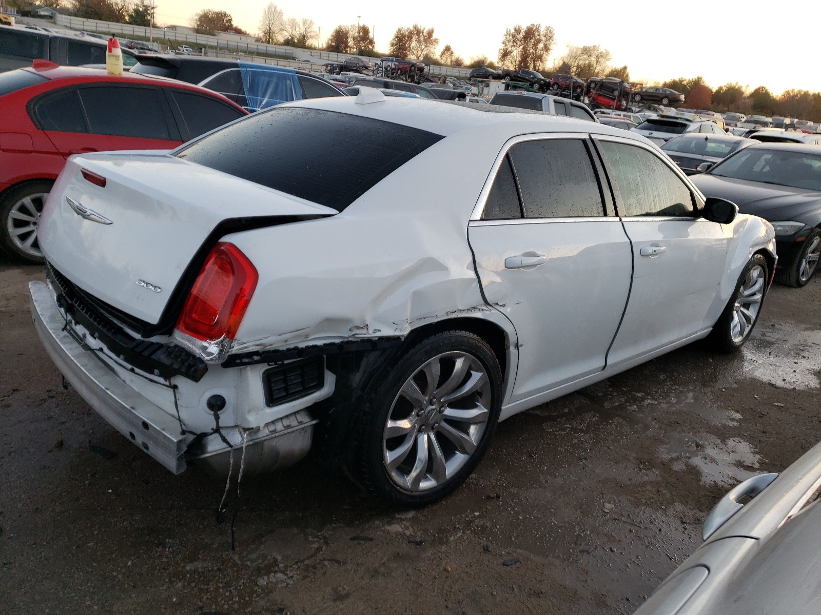 2019 Chrysler 300 Touring vin: 2C3CCAAG8KH676012