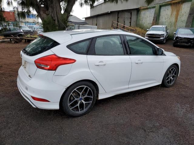 Hatchbacks FORD FOCUS 2016 Biały