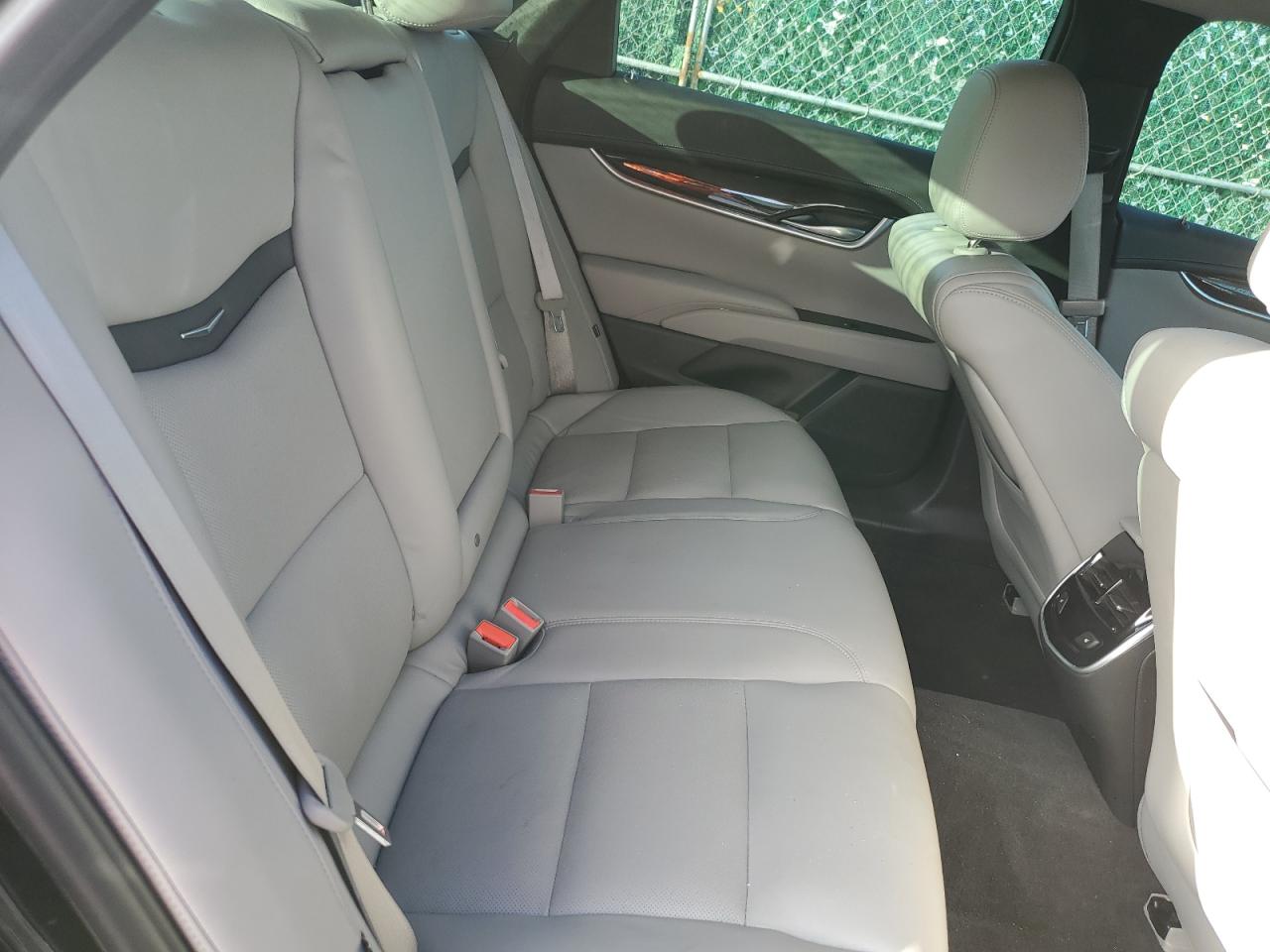 2017 Cadillac XTS - Image 10
