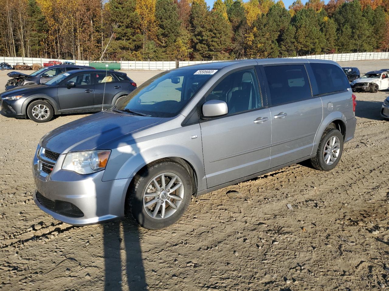 2C4RDGBG0ER419767 2014 Dodge Grand Caravan Se