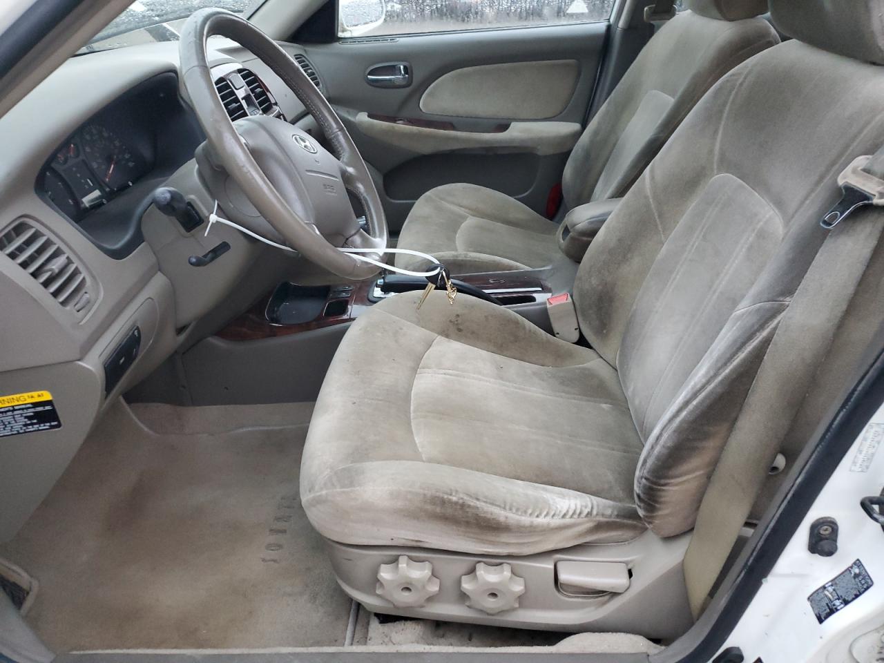 KMHWF35H75A147292 2005 Hyundai Sonata Gls