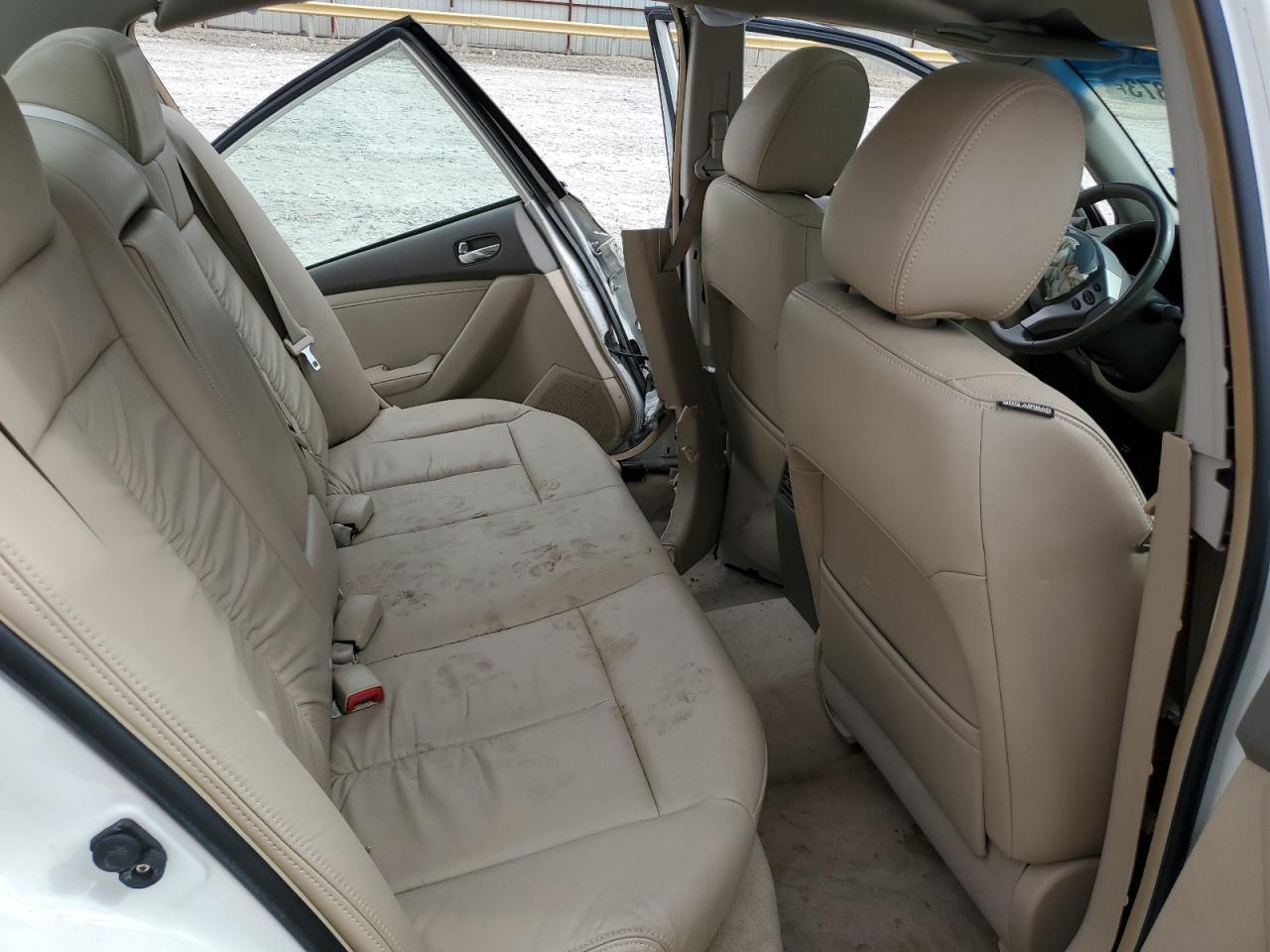 2010 Nissan Altima Base VIN: 1N4AL2AP9AN410910 Lot: 77082873
