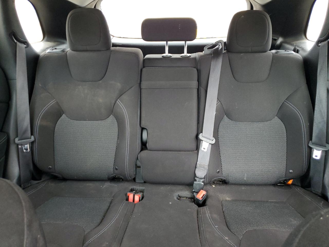 2019 Jeep Cherokee Latitude VIN: 1C4PJLCB0KD241319 Lot: 76551153