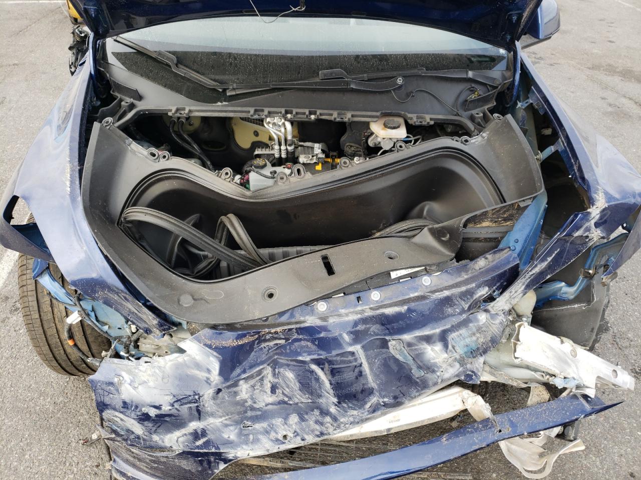 2020 Tesla Model Y VIN: 5YJYGDEE1LF011038 Lot: 75332573