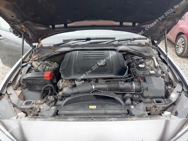 2017 JAGUAR XE R-SPORT D AUTO 