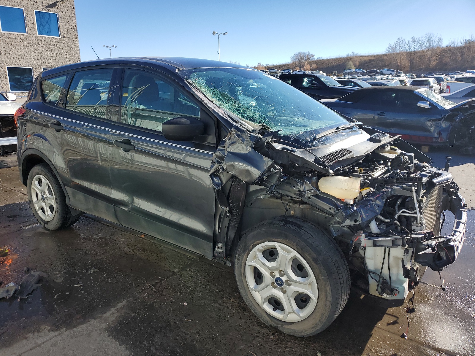 2019 Ford Escape S vin: 1FMCU0F79KUB98039