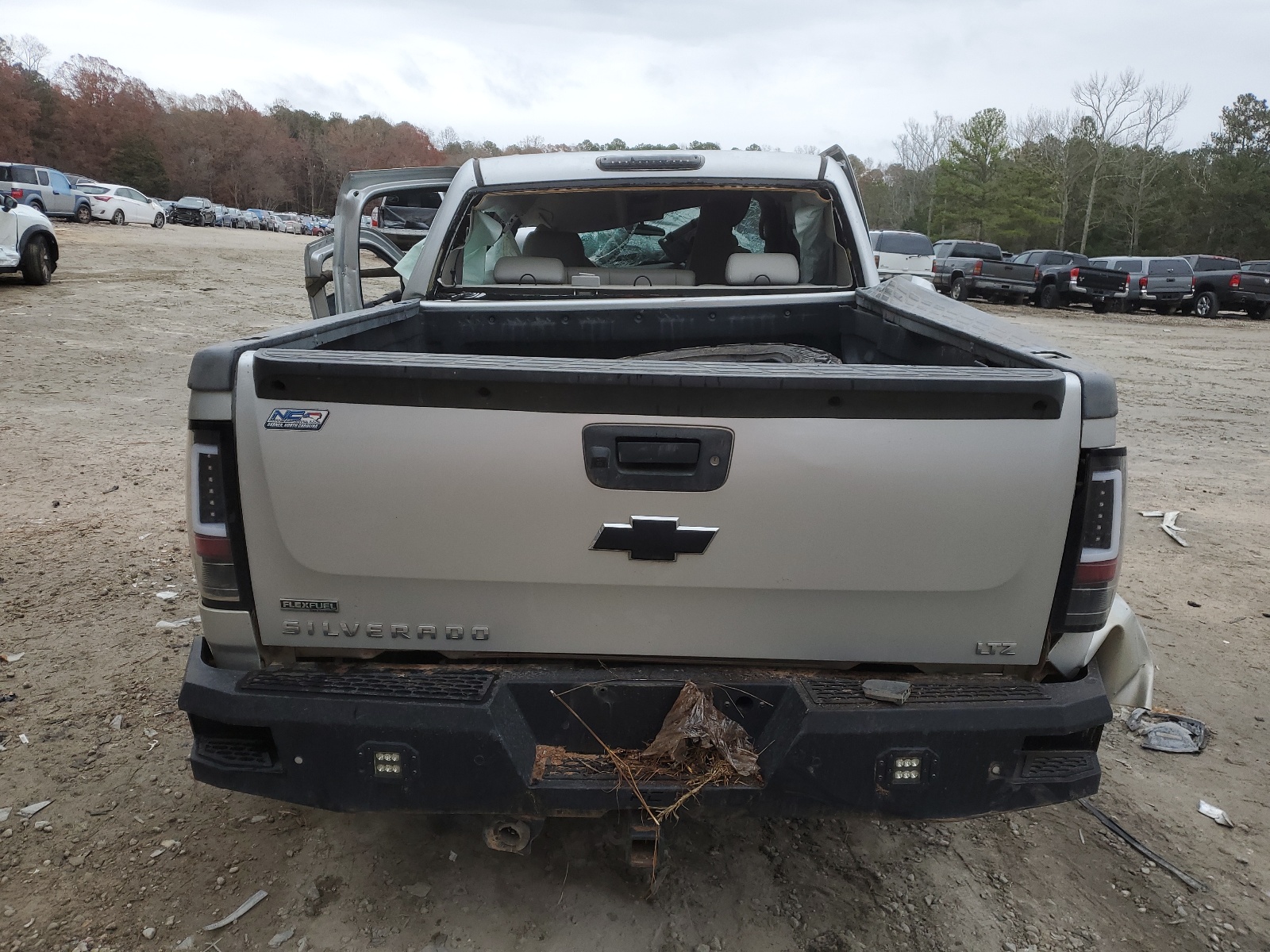 3GCPKTE33BG281075 2011 Chevrolet Silverado K1500 Ltz