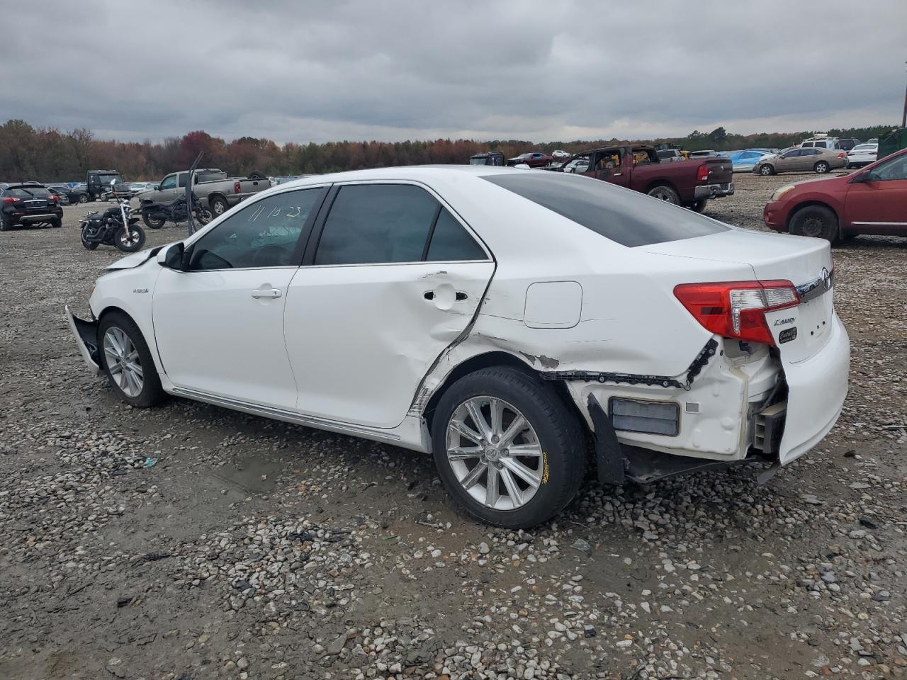 2013 Toyota Camry - Image 2