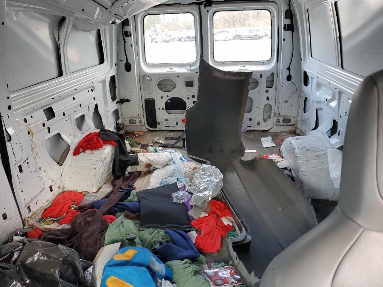 2012 Ford Econoline - Image 10