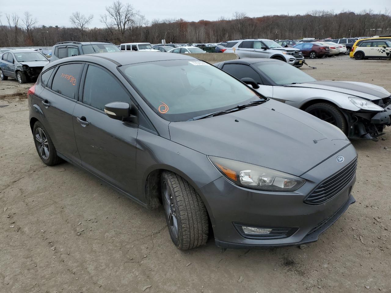 2016 Ford Focus Se VIN: 1FADP3KE8GL281423 Lot: 82388794