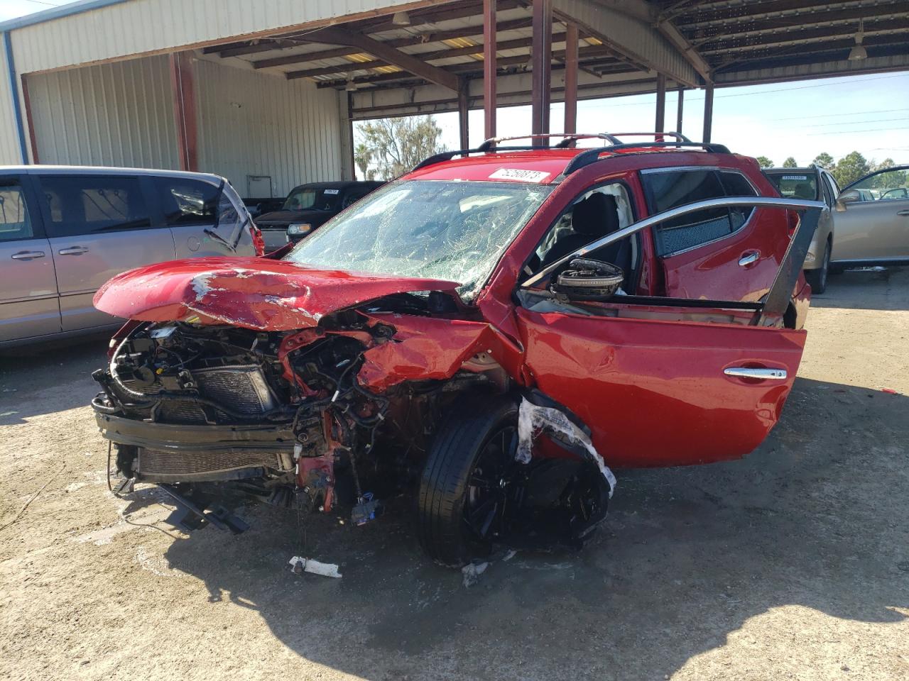 5N1AT2MT1HC847904 2017 NISSAN ROGUE - Image 1