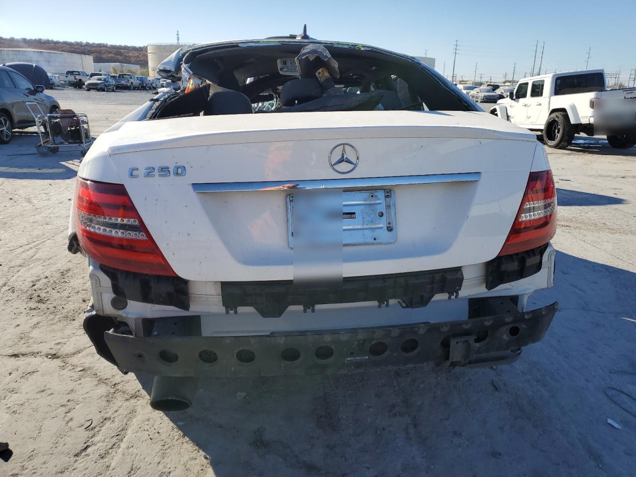 2013 Mercedes-Benz C 250 VIN: WDDGF4HBXDA784753 Lot: 46829515