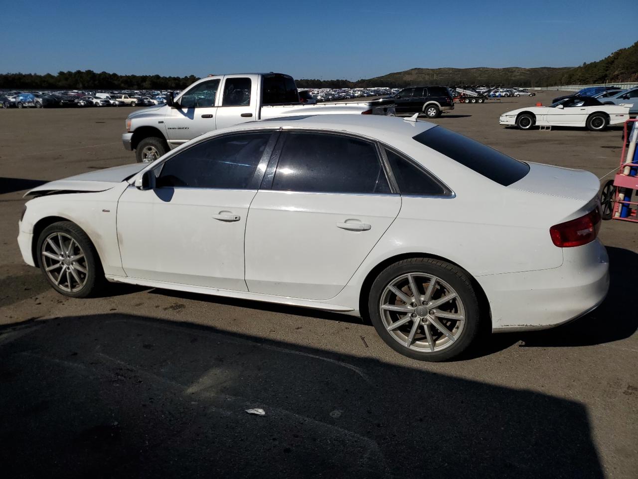 2016 Audi A4 Premium S-Line VIN: WAUBFAFL8GN017542 Lot: 74862173