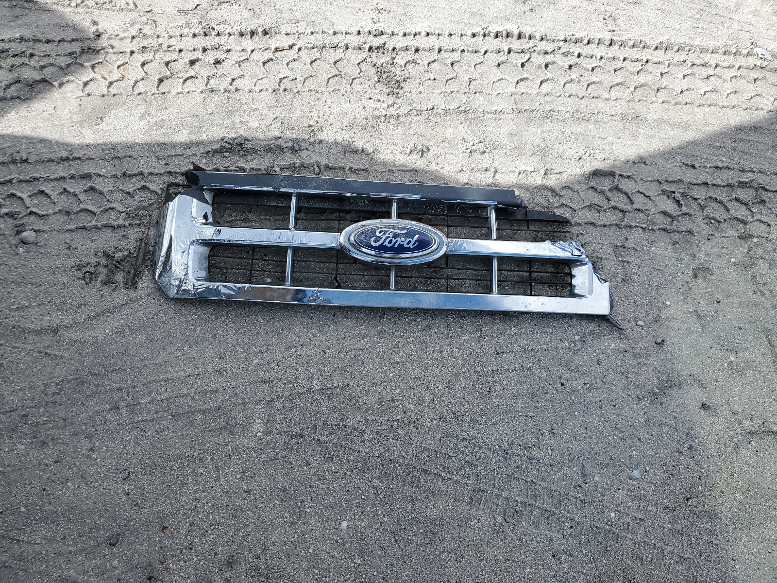 1FMCU0EG4CKC37022 2012 Ford Escape Limited