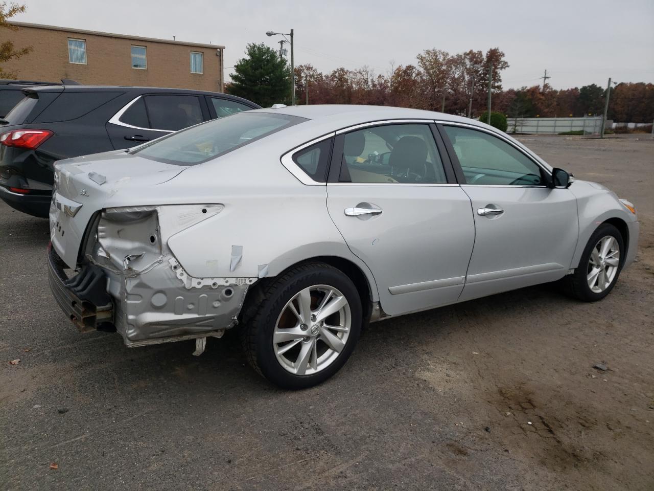 2015 Nissan Altima 2.5 VIN: 1N4AL3AP0FN912833 Lot: 75446653