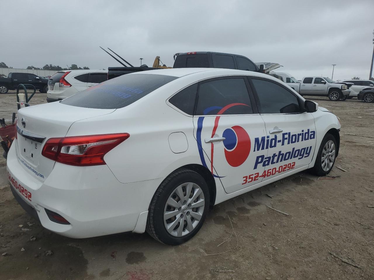 2017 Nissan Sentra - Image 3